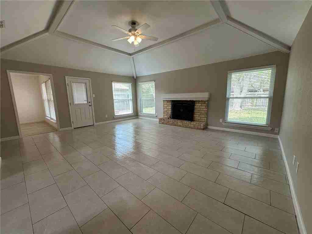 314 San Saba Dr - Photo 2 of 32