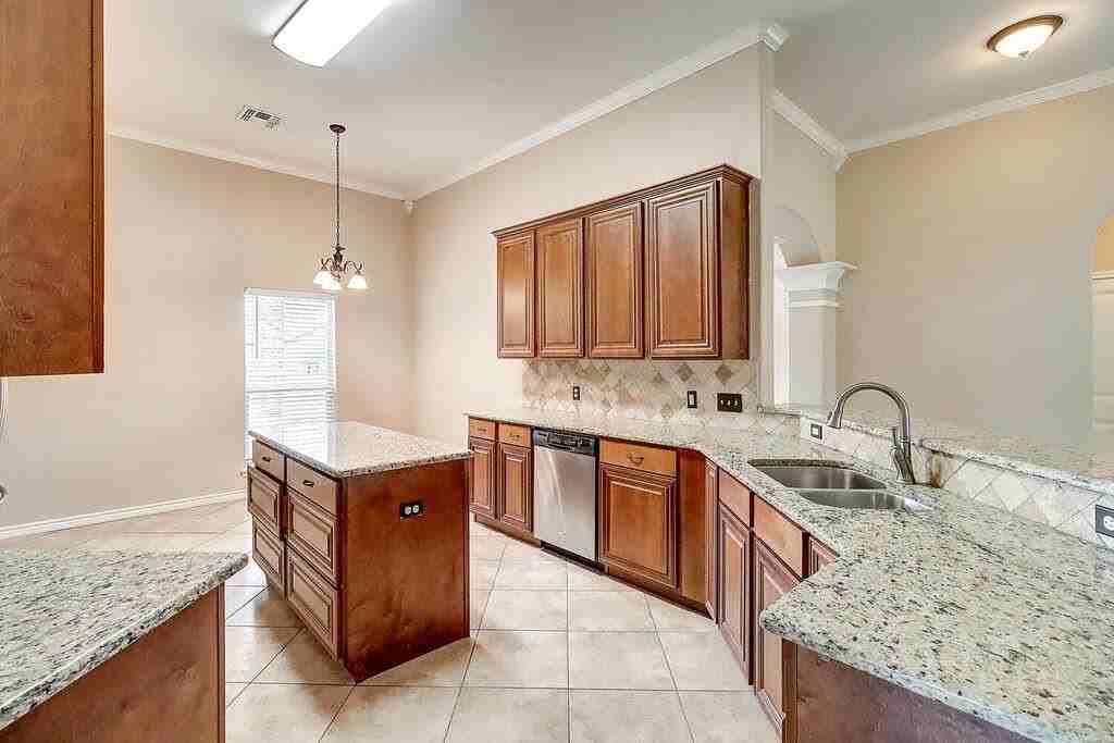 2614 Wool Dr - Photo 7 of 40