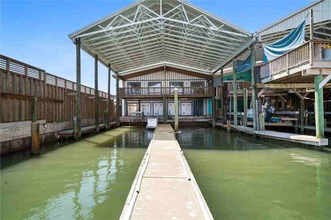 318 W Cotter Ave Unit 1 - Photo 4 of 40