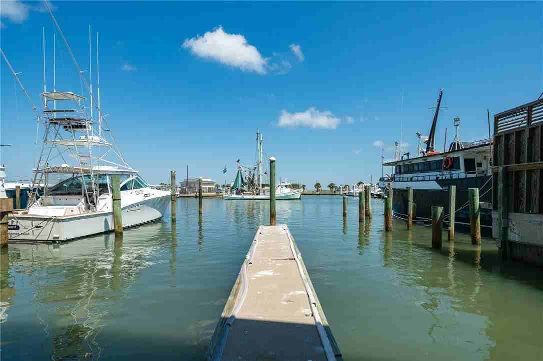 318 W Cotter Ave Unit 1 - Photo 6 of 40