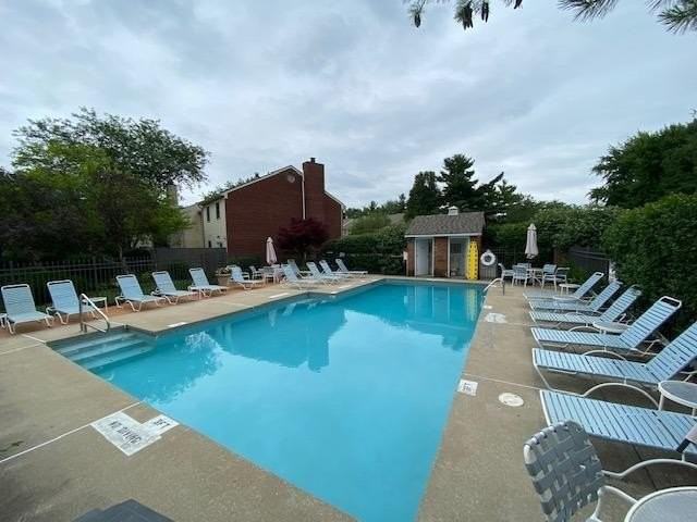 9169 Dominion Cir - Photo 2 of 31