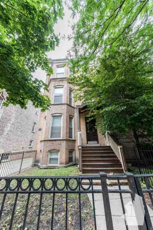 851 W Wellington Ave #1 - Photo 2 of 21