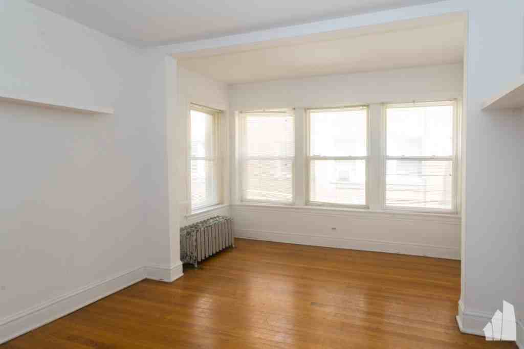 5045 N Damen Ave #5057-1E - Photo 3 of 8