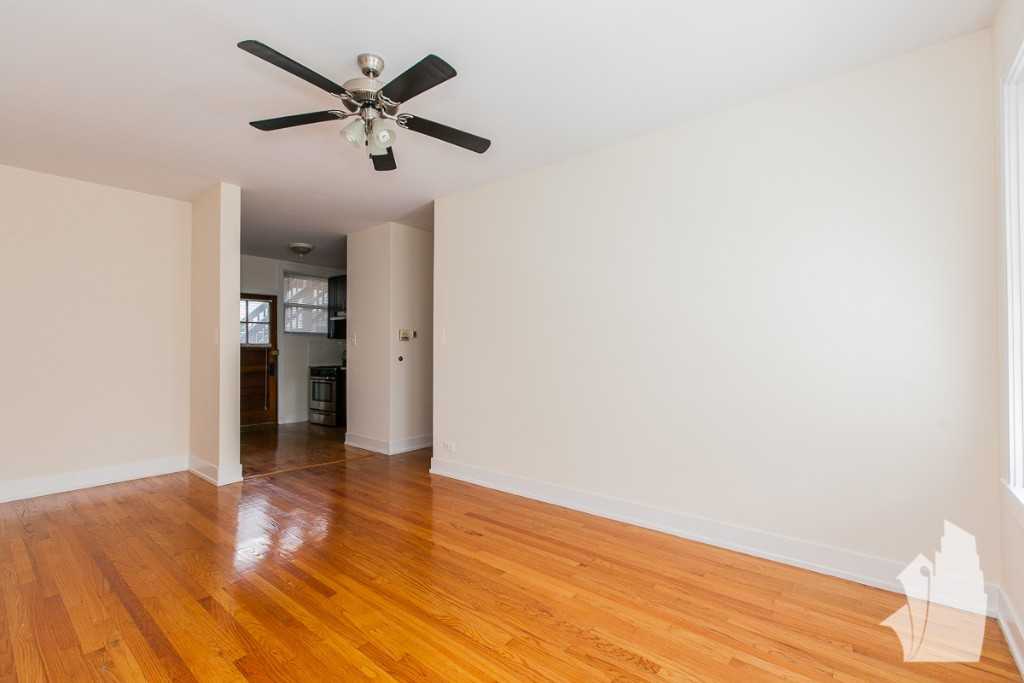 4535 N Leavitt St #4535G - Photo 3 of 7