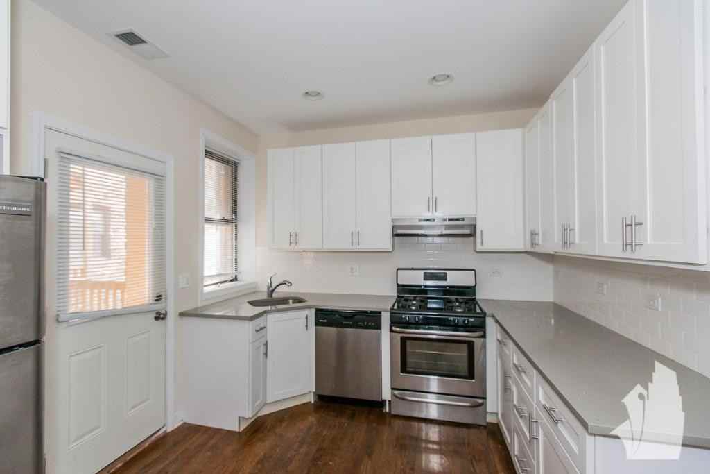 1819 W Leland Ave #1821-3 - Photo 5 of 15