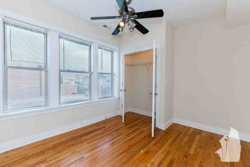 1212 W Waveland Ave #1214-2 - Photo 7 of 10