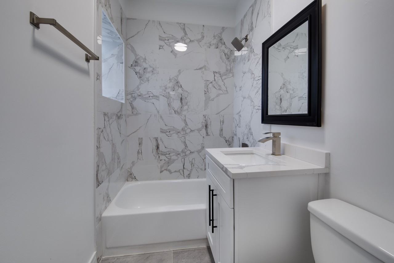 1906 N Whipple St #101 - Photo 5 of 13