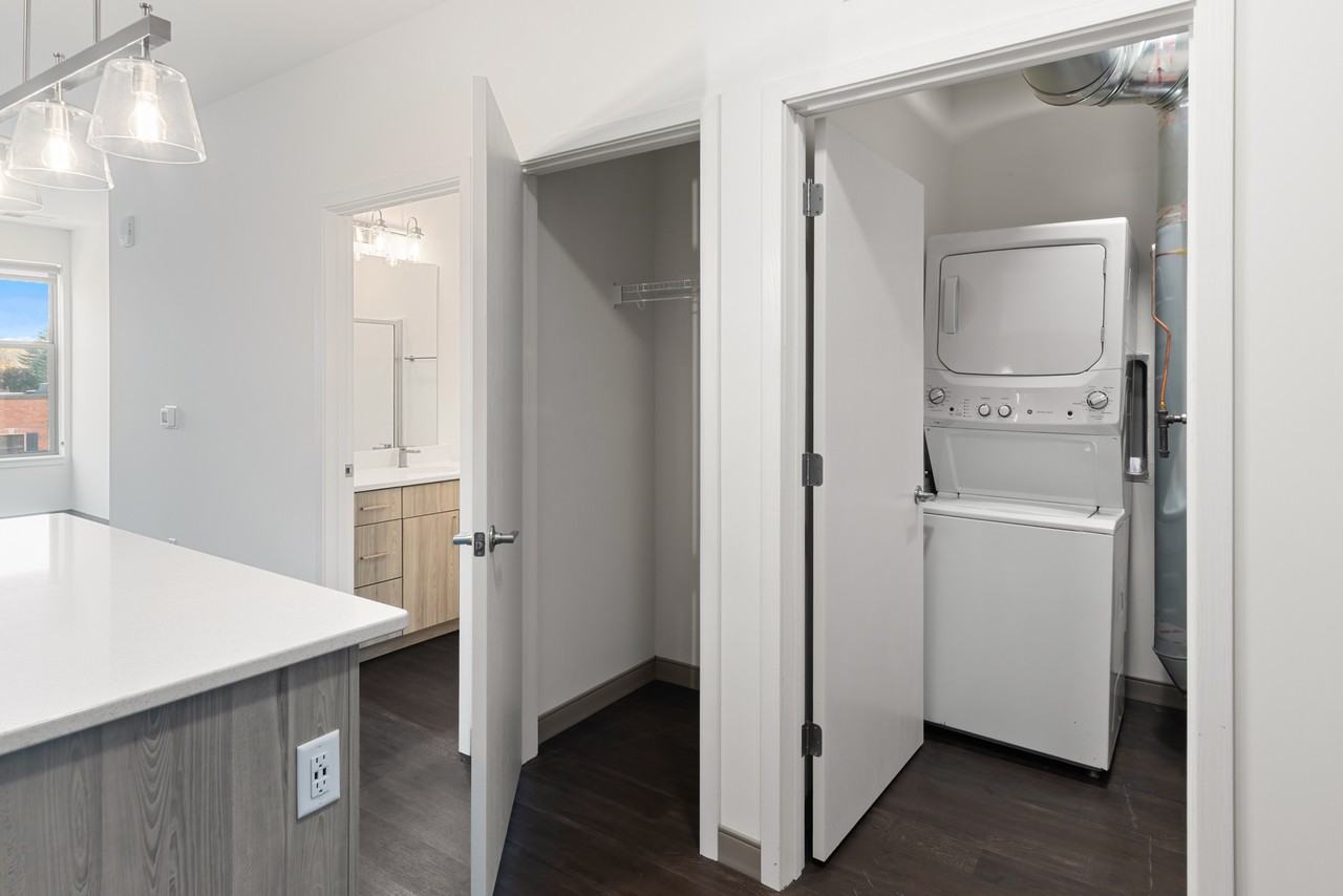 2420 E Capitol Dr #407 - Photo 6 of 24