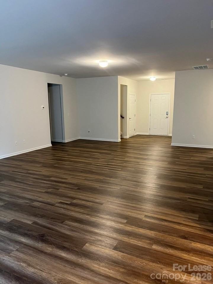 144 Spring Forest Dr - Photo 3 of 14