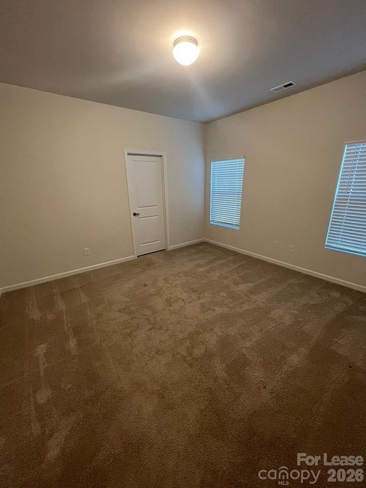 144 Spring Forest Dr - Photo 7 of 14