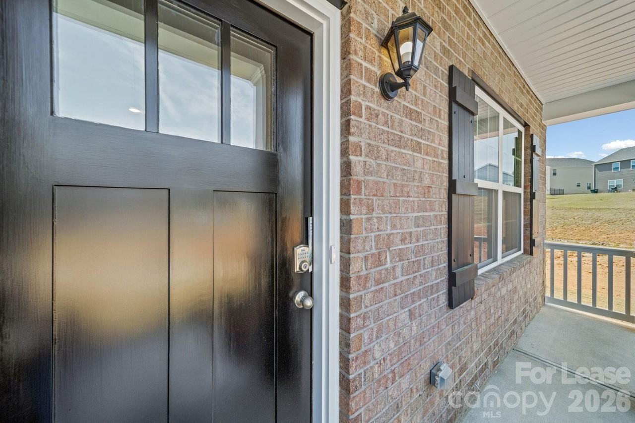 204 Calvin Creek Dr - Photo 5 of 44