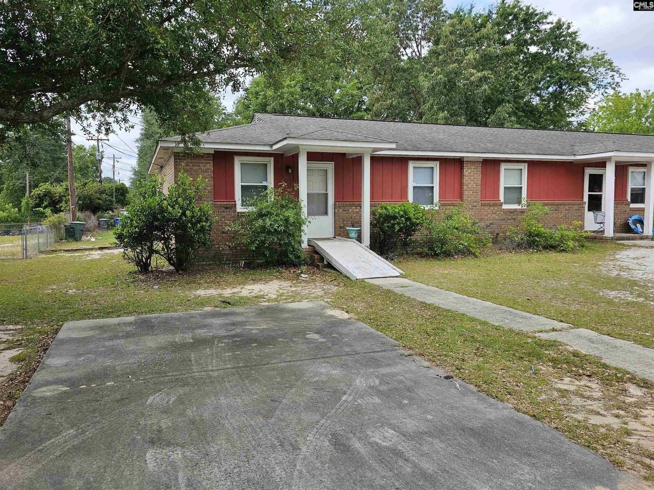 3904 Persimmon St - Photo 3 of 9