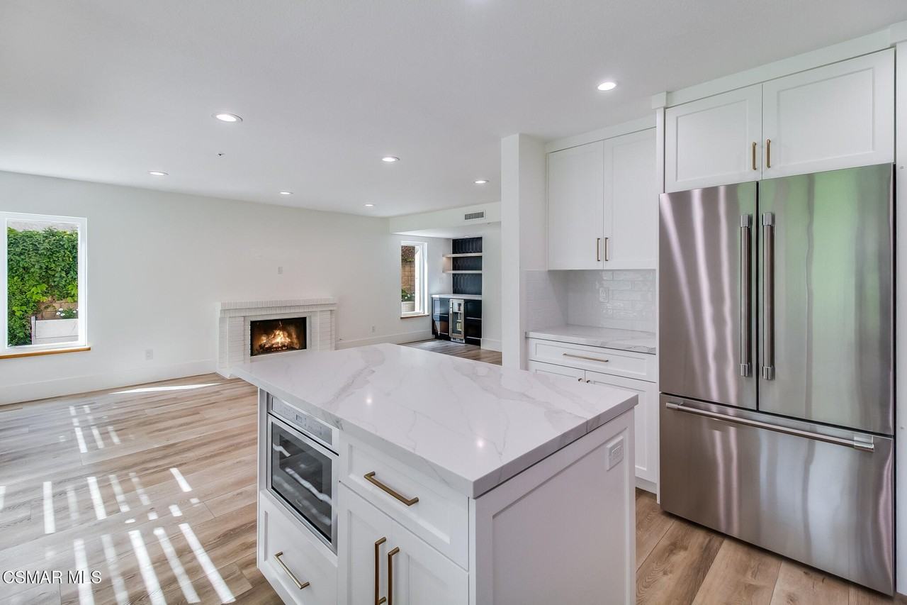 6823 Castle Peak Dr - Photo 6 of 39