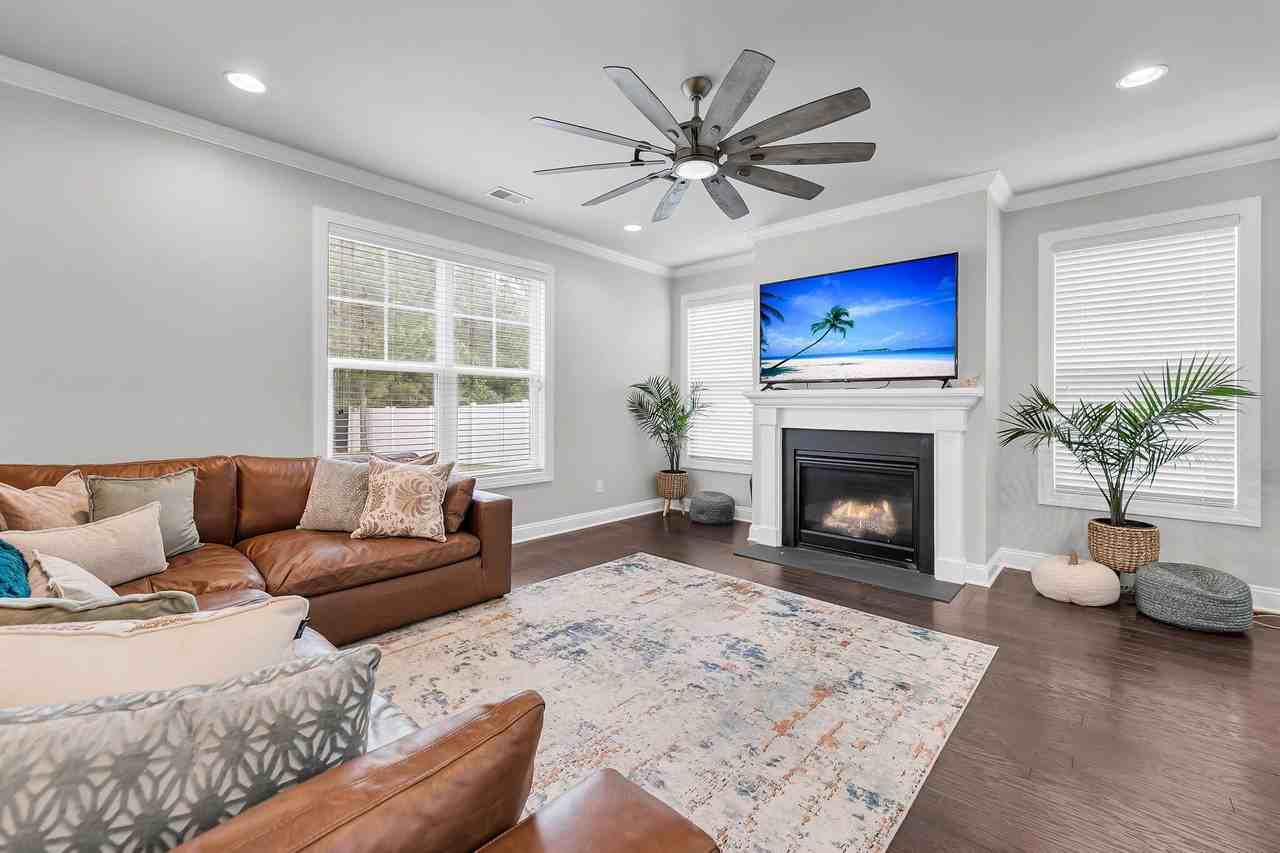 1640 Mermentau St - Photo 5 of 45