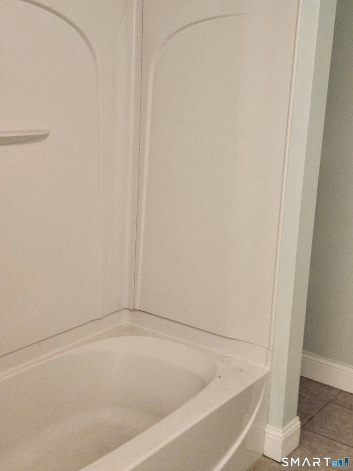 488 Chapel St Apt 6 - Photo 7 of 19