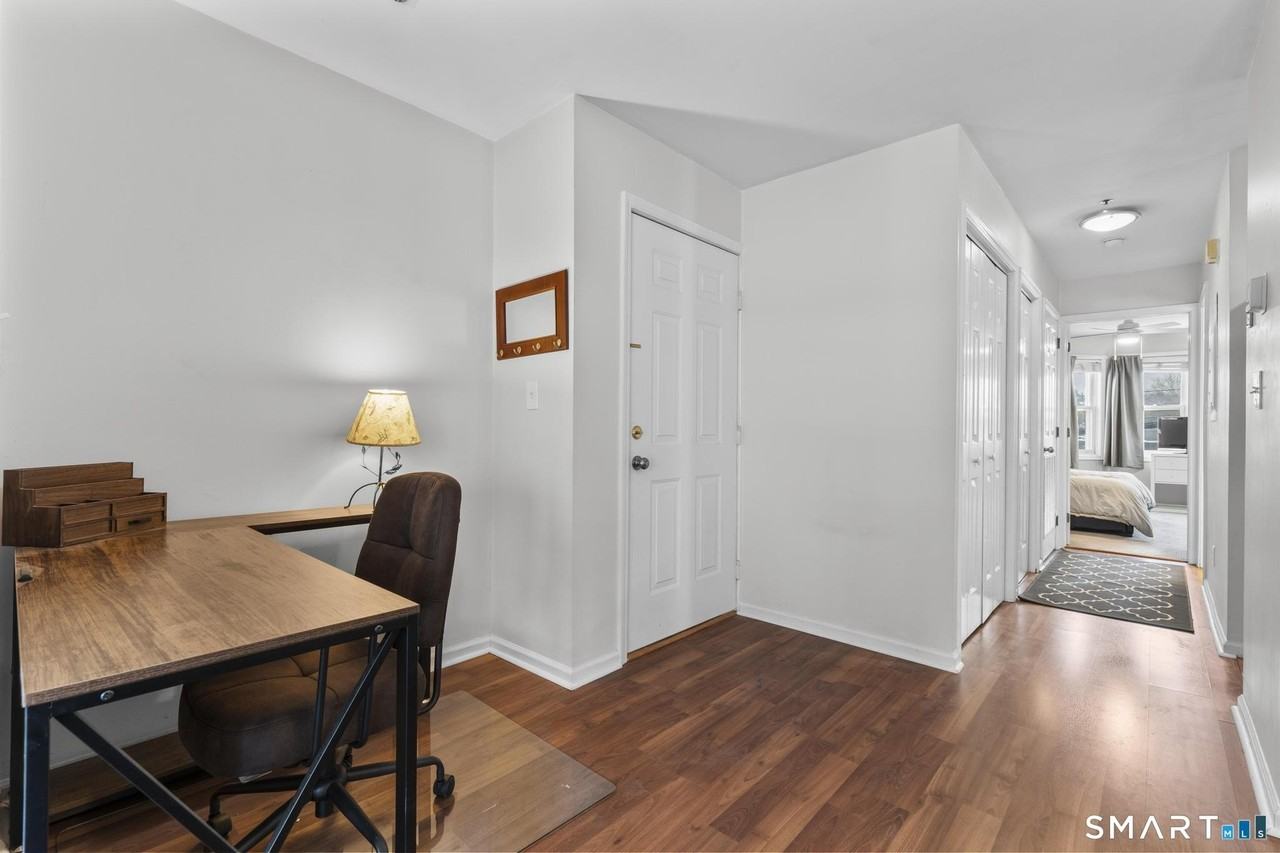 31 High St #4-2C - Photo 5 of 25