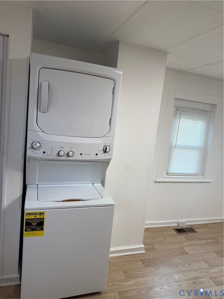 21508 Pannill St - Photo 5 of 6