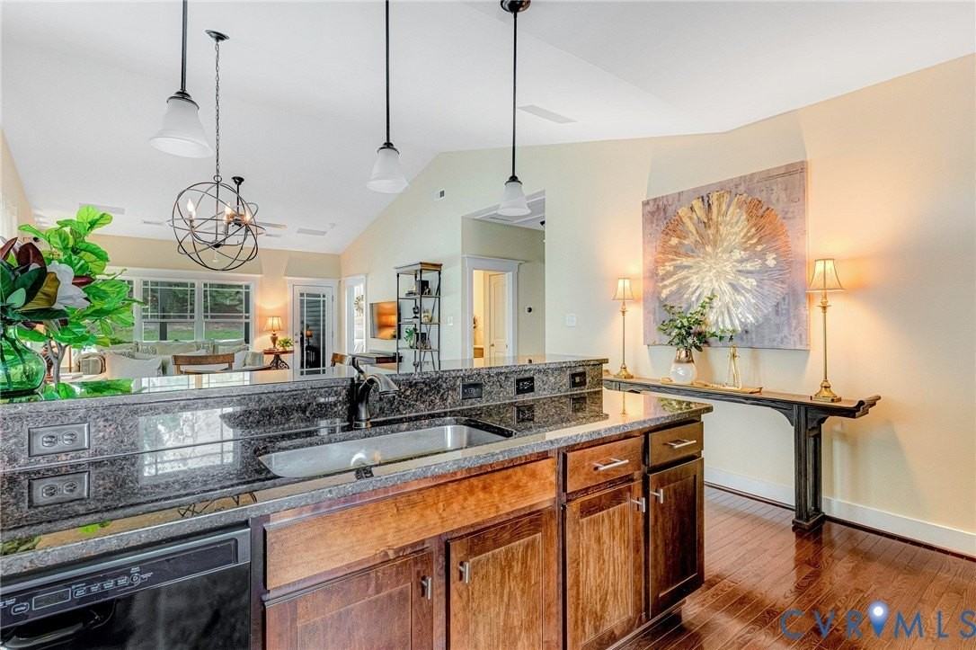 13954 Stanley Park Dr - Photo 2 of 40