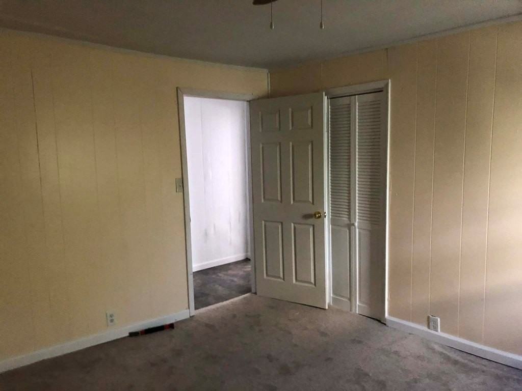 607 W Newton St - Photo 5 of 9