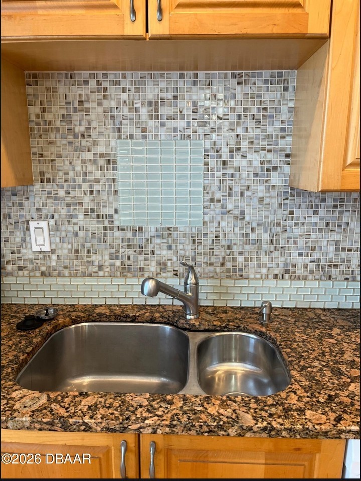 233 Pine Cone Trl - Photo 6 of 16