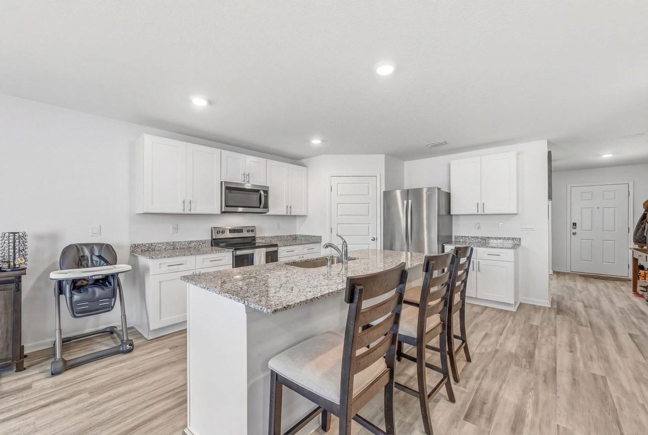 25 Riverwalk Xing - Photo 6 of 39