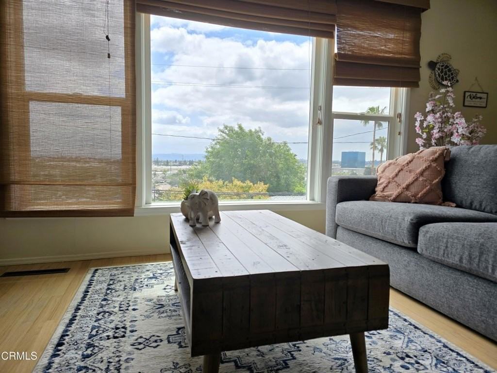 109 Waverly Dr - Photo 7 of 45