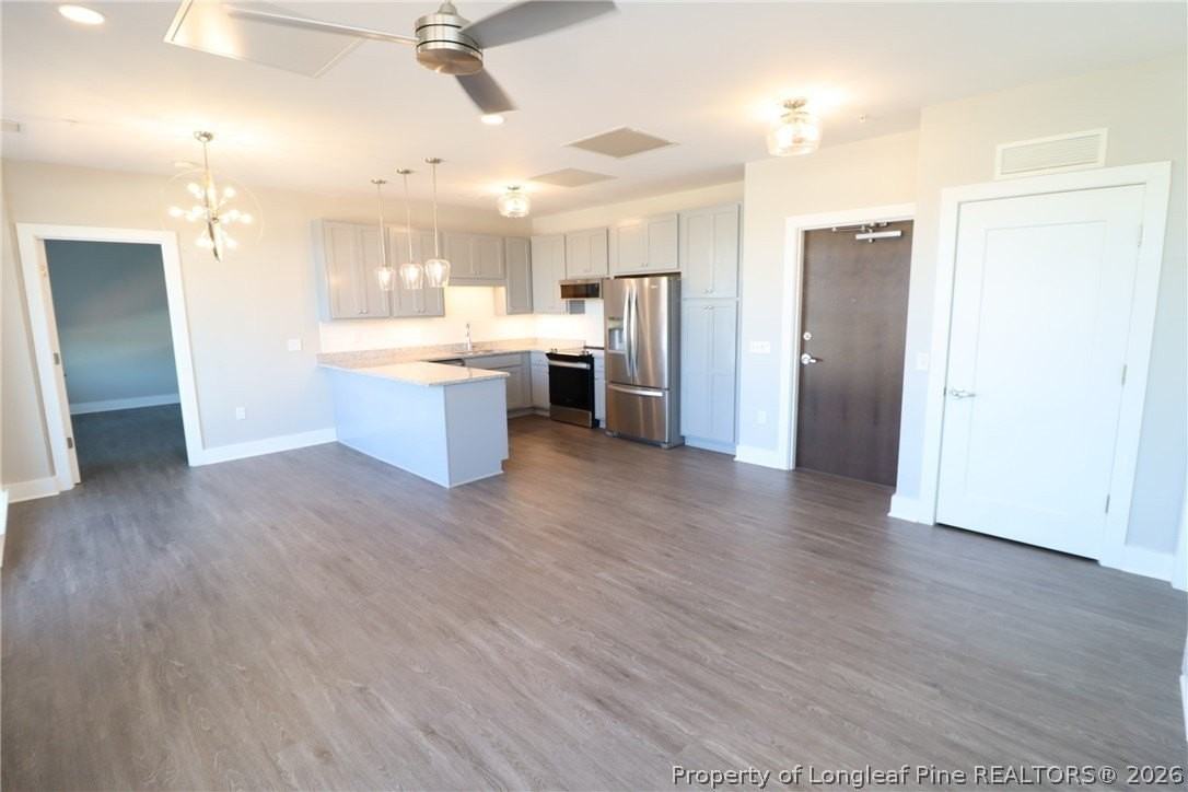 145 S Main St #405 - Photo 4 of 35