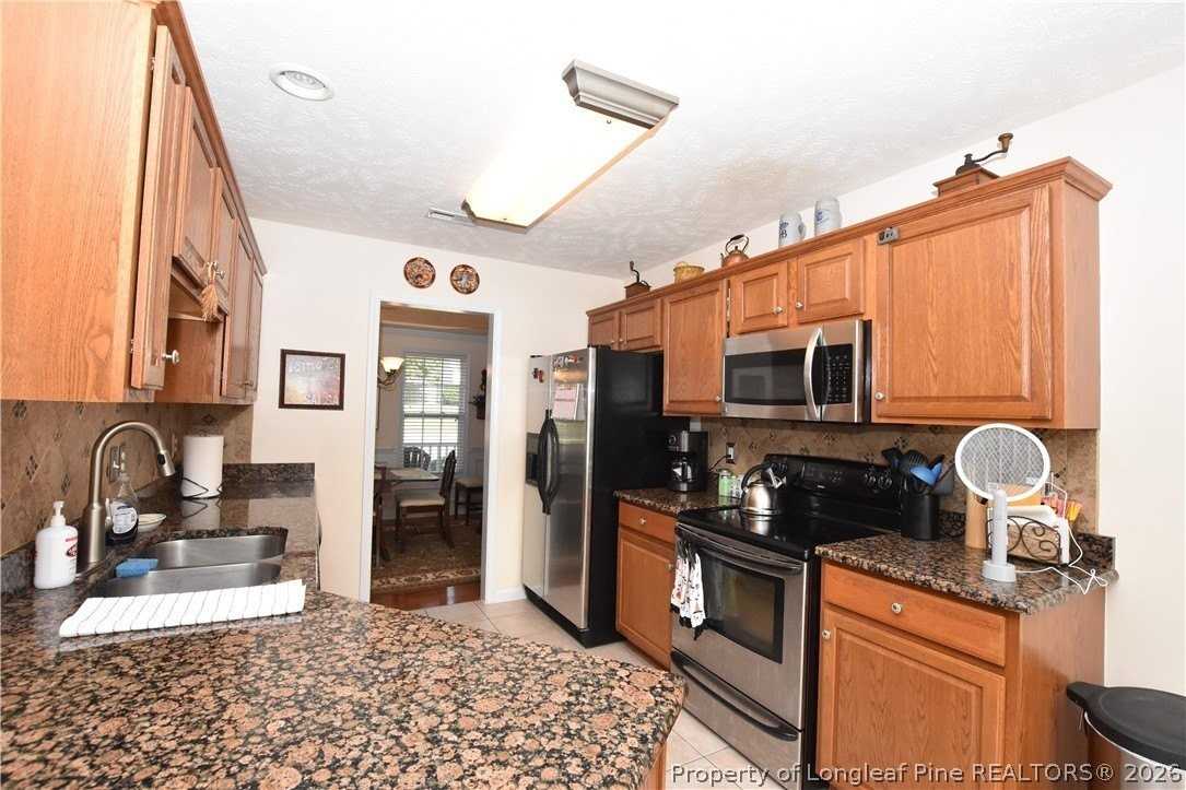 38 Havistock Ct - Photo 5 of 18