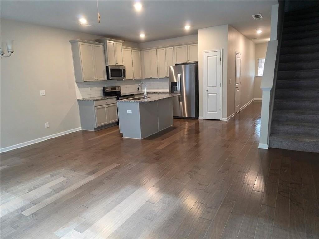 7055 Mimosa Blf - Photo 3 of 17