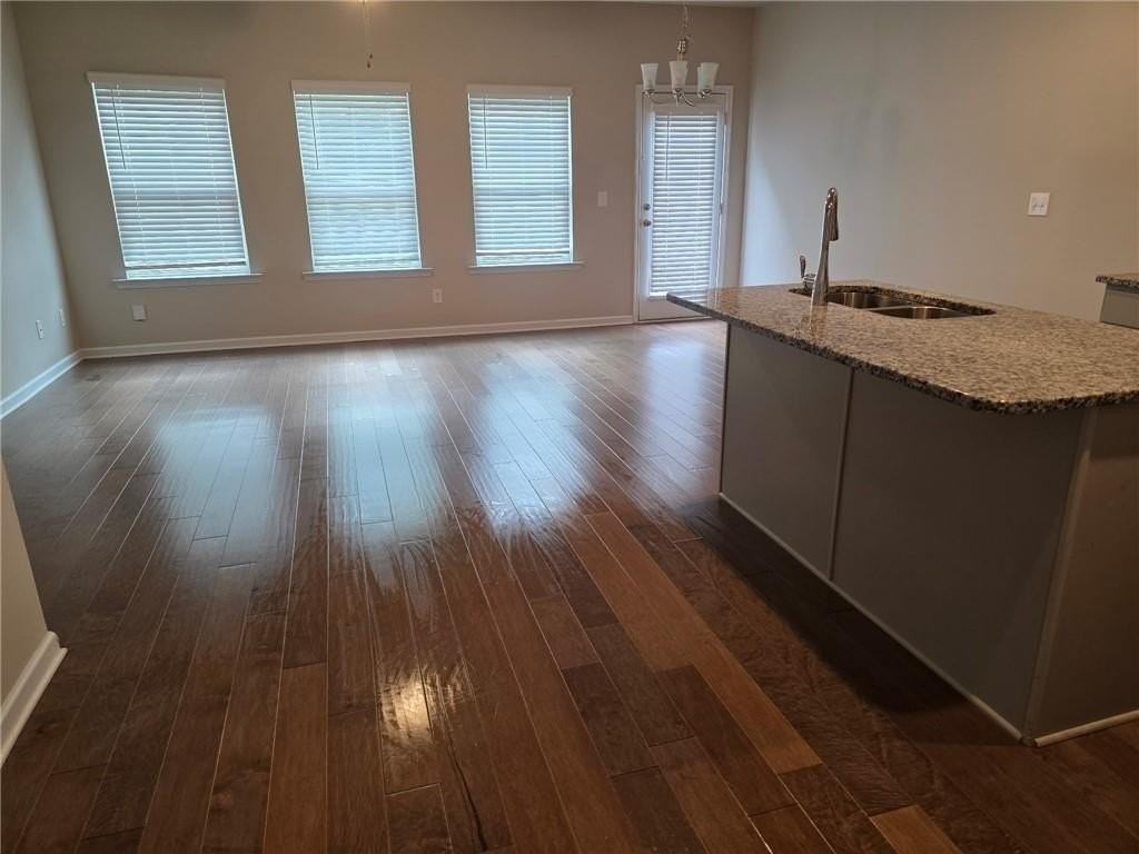 7055 Mimosa Blf - Photo 5 of 17