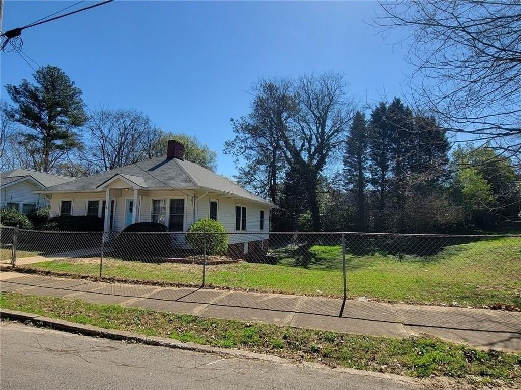 251 Archer St - Photo 2 of 32