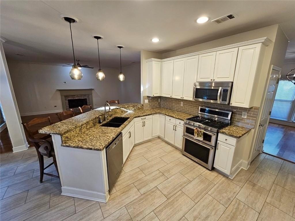 11640 Vista Forest Dr - Photo 2 of 47