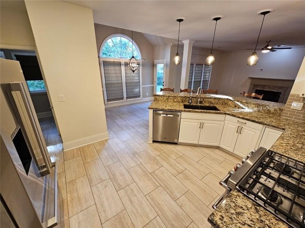 11640 Vista Forest Dr - Photo 3 of 47