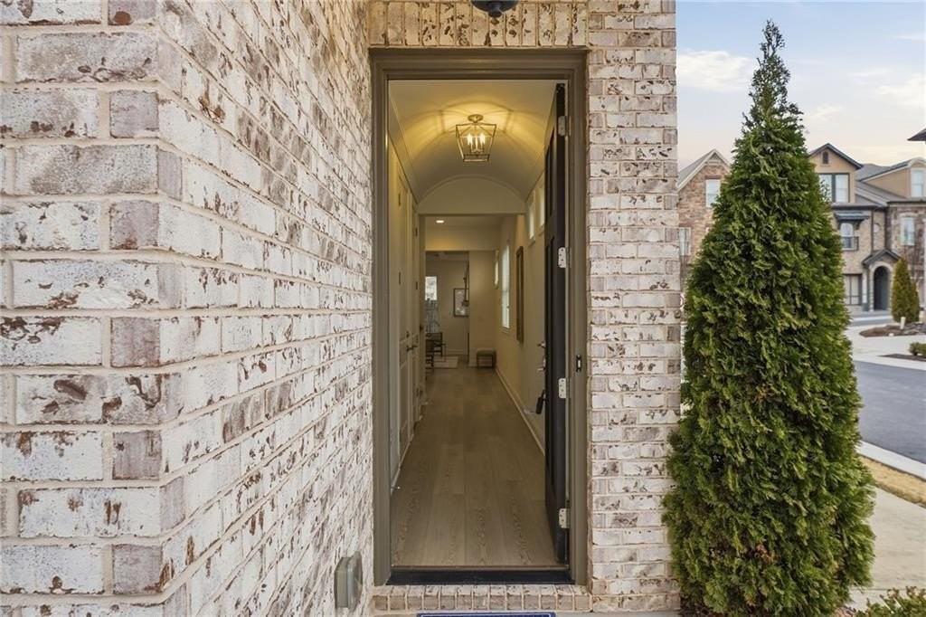 110 Via Roma - Photo 3 of 50