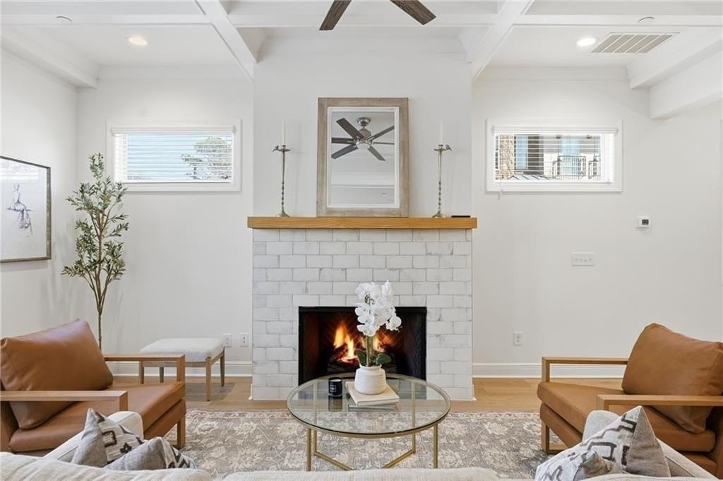 110 Via Roma - Photo 5 of 50