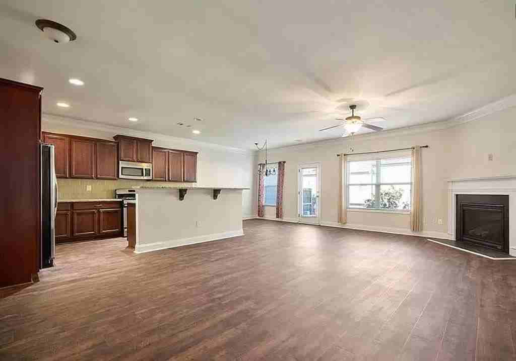 13276 Warrensville Cv - Photo 2 of 23