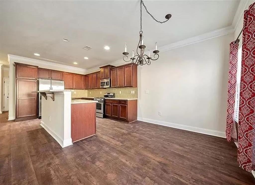 13276 Warrensville Cv - Photo 4 of 23