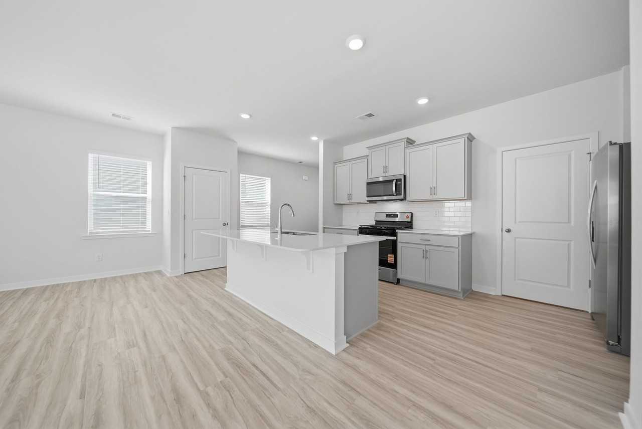 608 13th Avenue Dr Ne - Photo 7 of 13