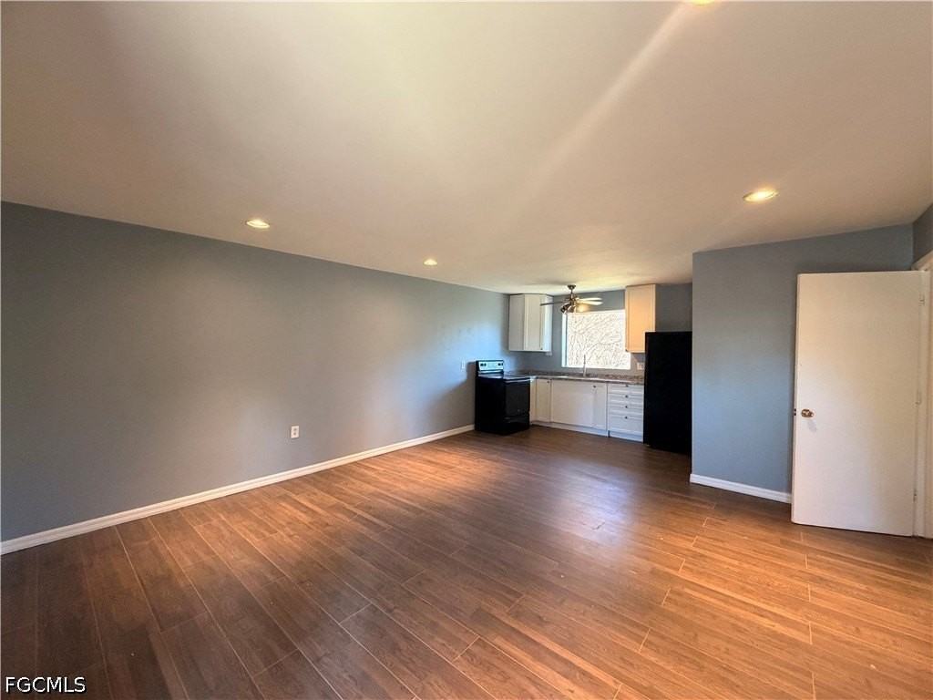 8406 Sevigny Dr - Photo 3 of 12