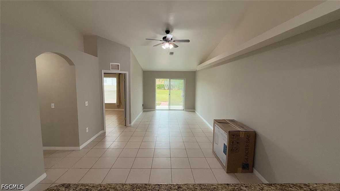 1621 Sw 33rd St - Photo 2 of 26