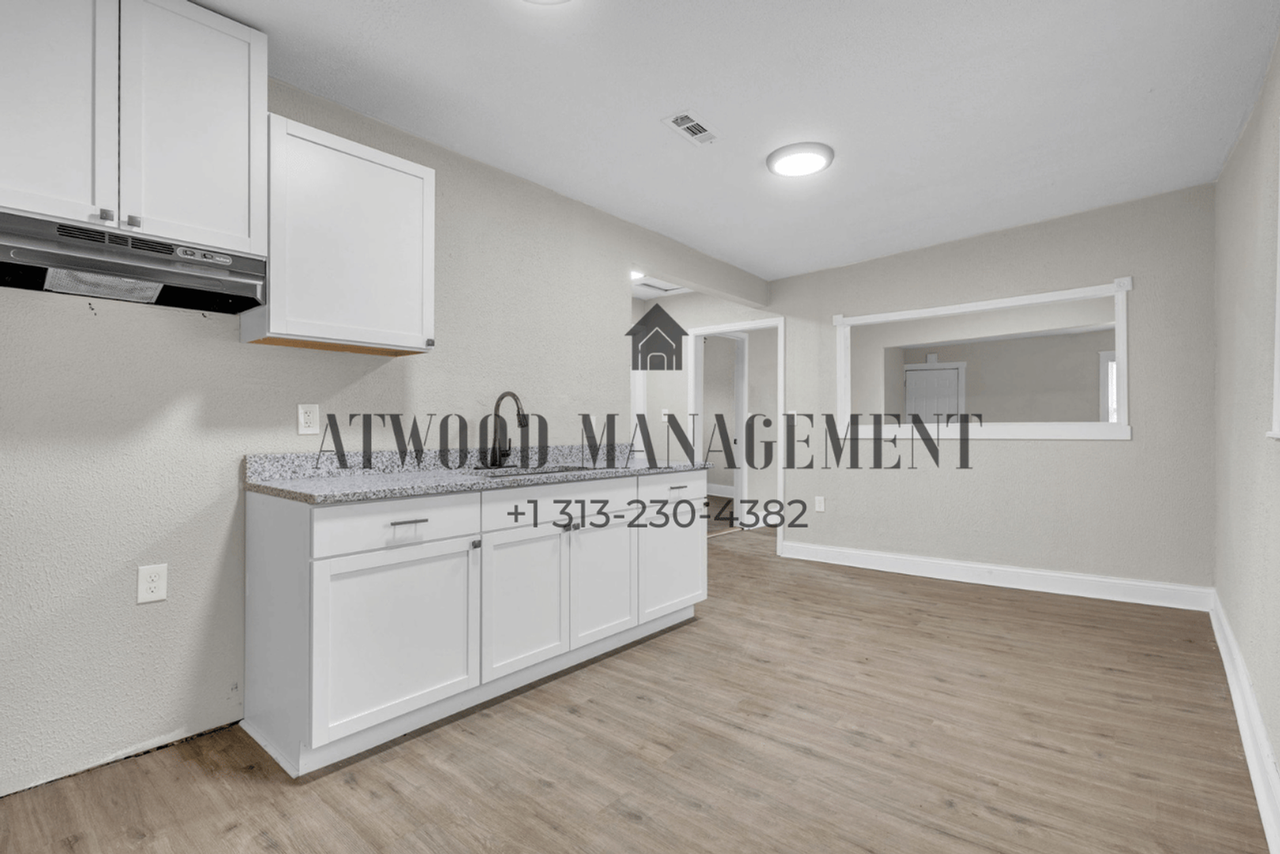 14177 Bentler St - Photo 3 of 10