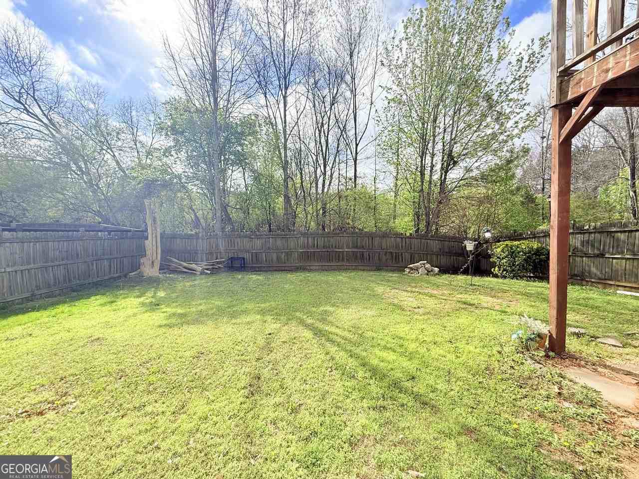 893 Hawthorn Ln - Photo 2 of 11