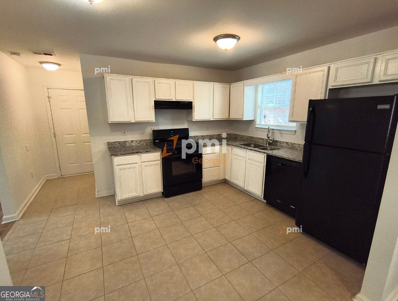 8155 Autumn Green Dr - Photo 2 of 16