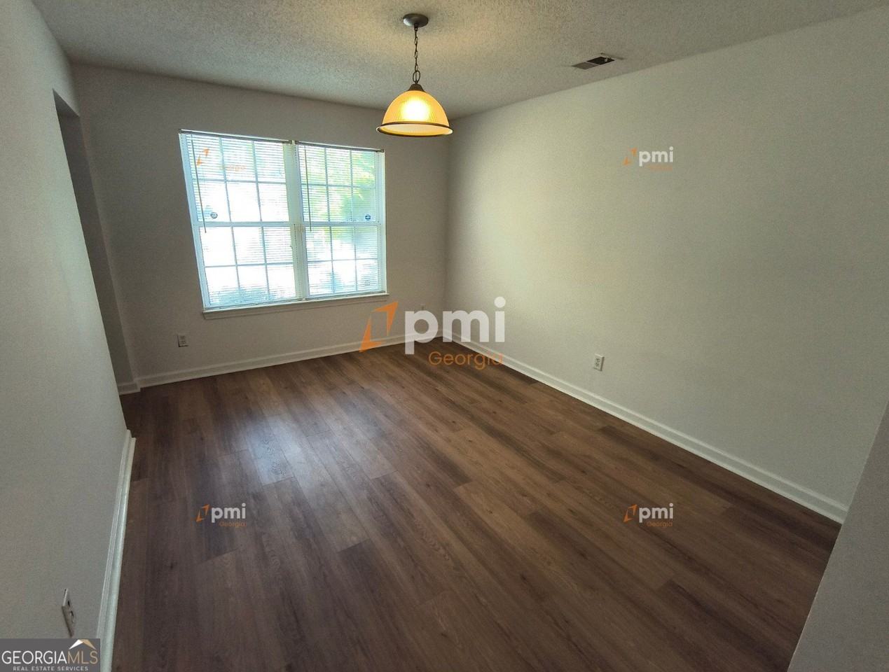 8155 Autumn Green Dr - Photo 6 of 16