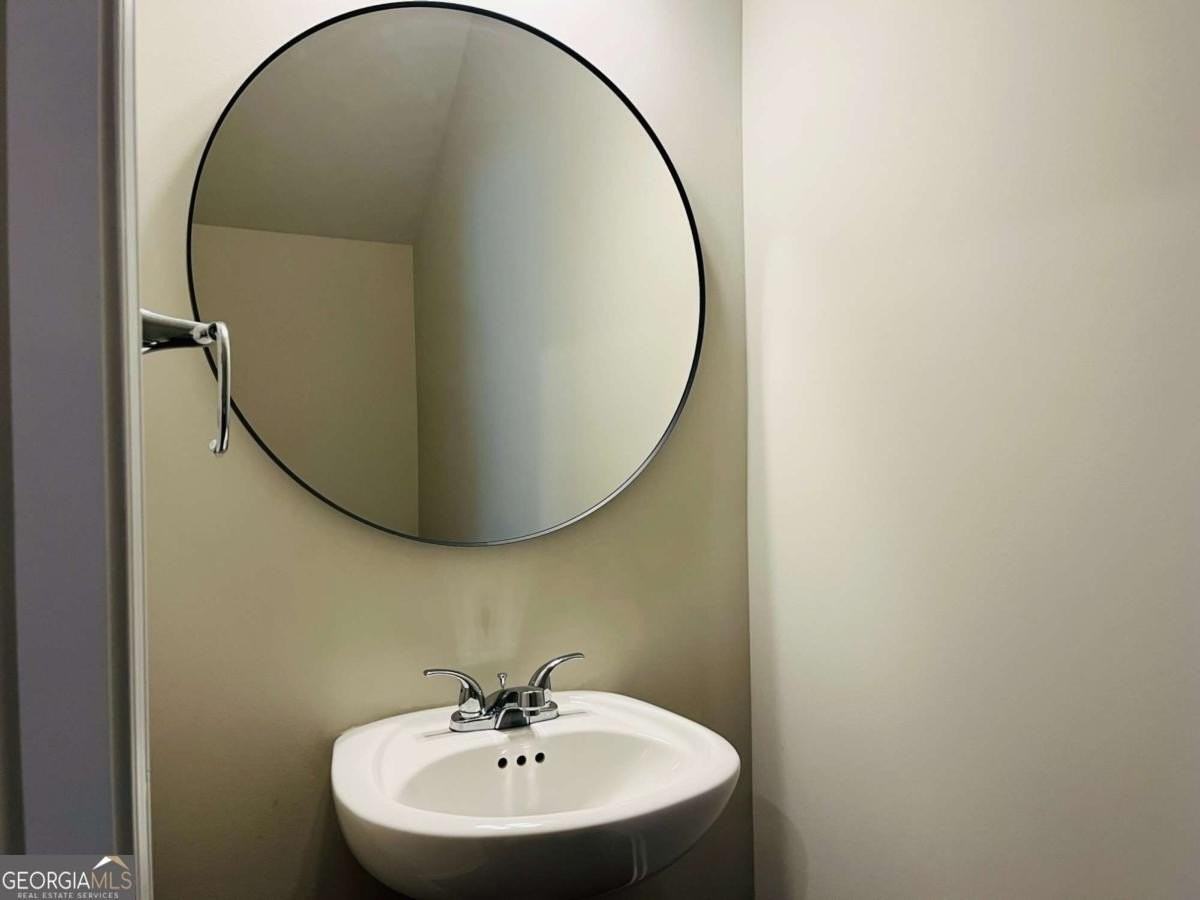 18 Ulsh Park Dr - Photo 5 of 39