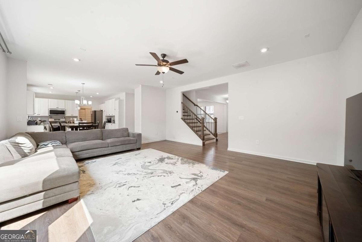 8085 Brewton Bnd - Photo 3 of 24