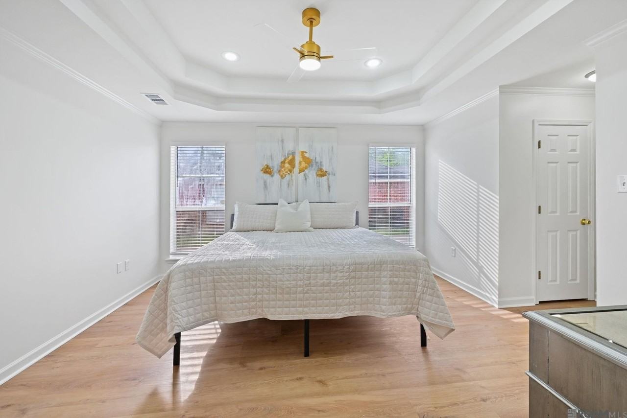 18482 Lake Iris Ave - Photo 7 of 13