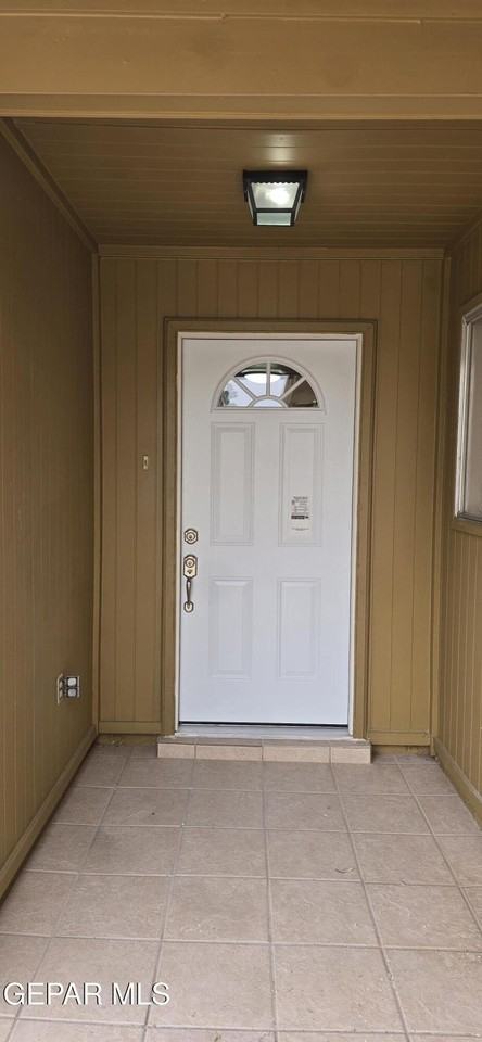 9332 Hudson Way - Photo 6 of 36