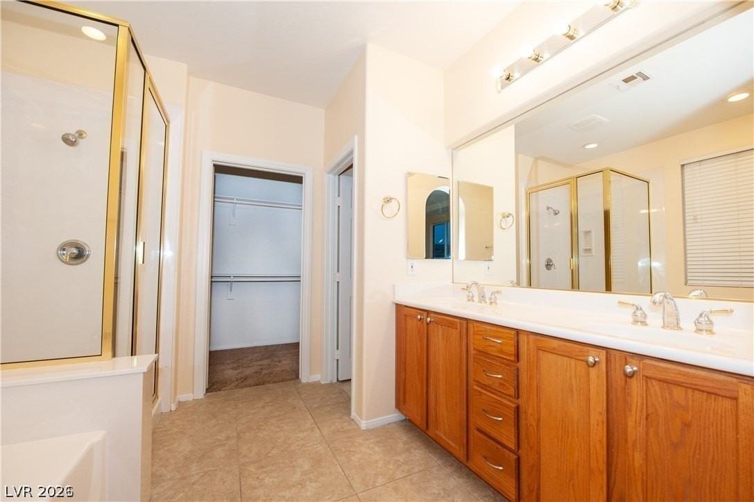 11768 Del Sur Ave - Photo 4 of 26