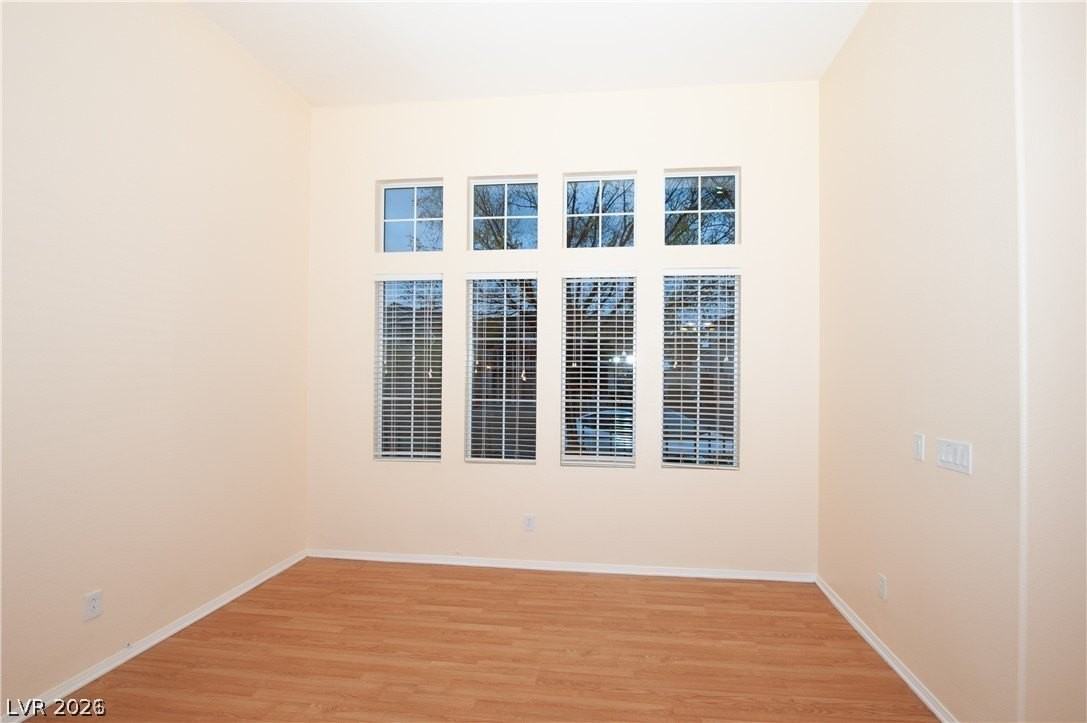 11768 Del Sur Ave - Photo 6 of 26